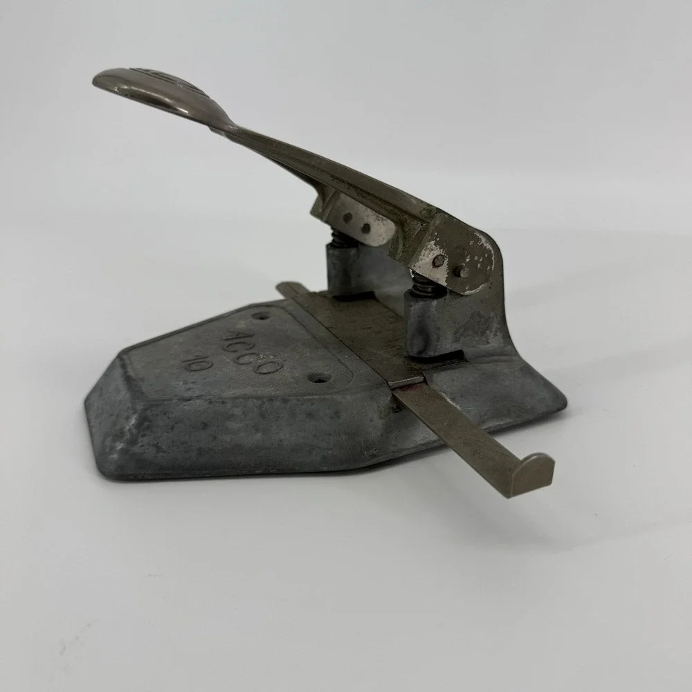 Acco Paper Punch, VTG Metal 2 Hole Puncher, Office Holepunch Retro Paper Puncher